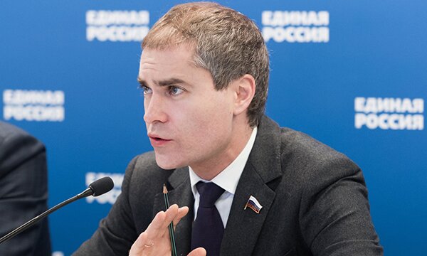 Новые цветовые решения для заборов Нижнего Новгорода примут на ближайшем заседании гордумы
