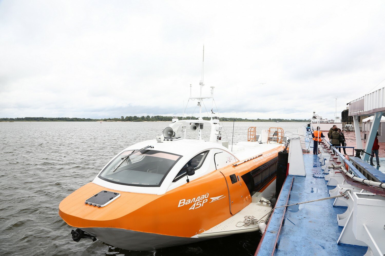 Навигация судов на подводных крыльях возобновилась в Нижегородской области 