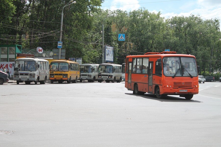 Отмена четырех автобусных маршрутов вывела кризис в транспортной системе Нижнего Новгорода на новый уровень